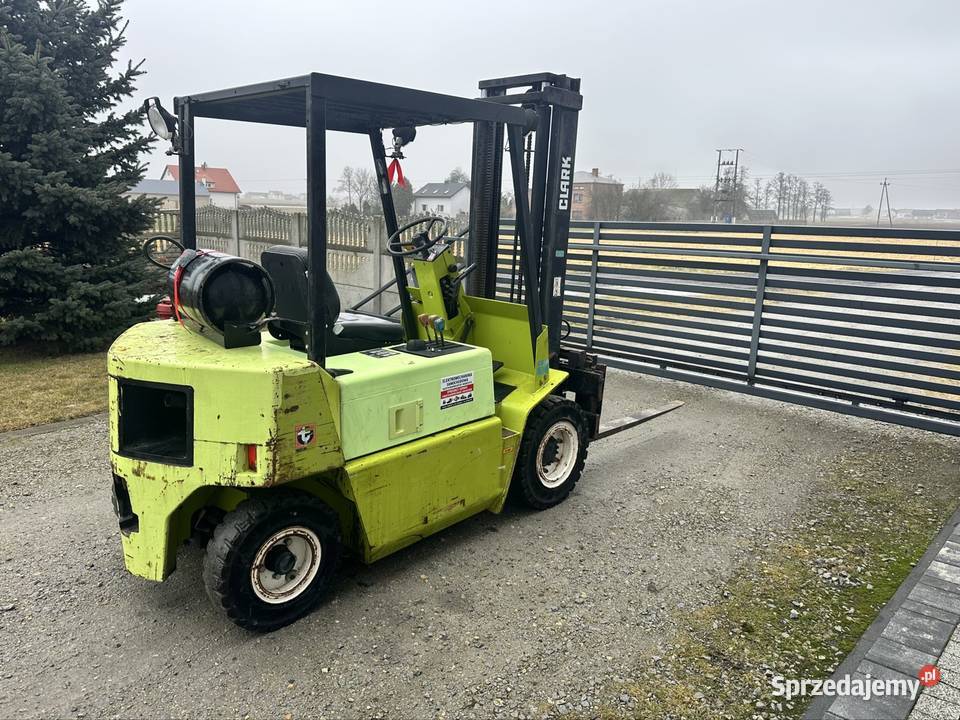 Wózek widłowy Clark 15t 33m automat lpg przesuw gaz Pajęczno