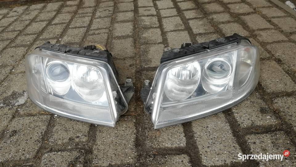Reflektor lewyprawy Volkswagen Passat b5 lift