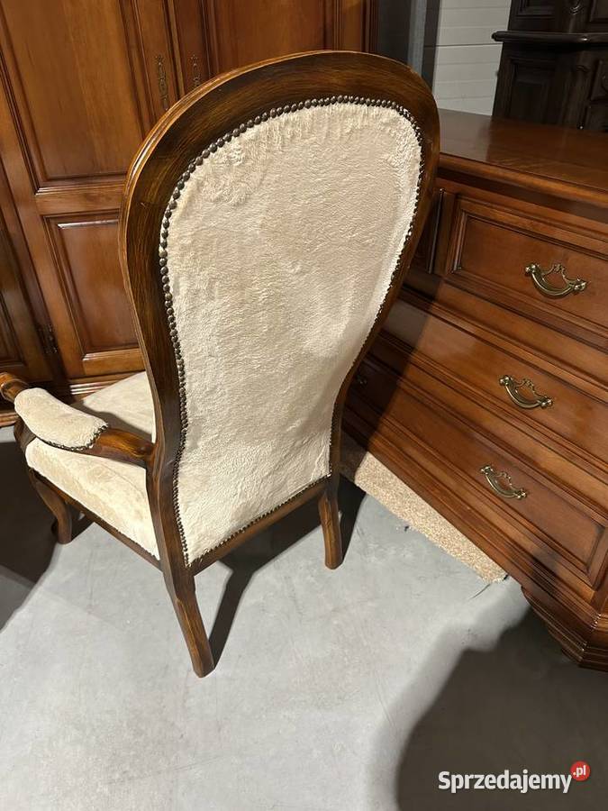 Piękny fotel w stylu Ludwika XV Sławoszewek