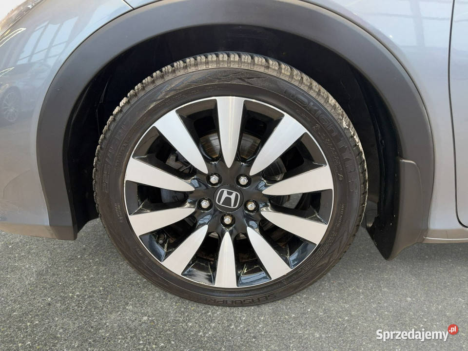 Honda Civic Tourer 18 iVTEC 141 M6 2014 r salon aluminiowe felgi Myślenice sprzedam