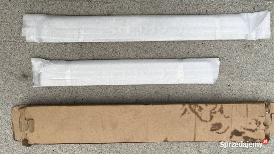 KIA Carens ozdobne nakładki progowe aluminiowe