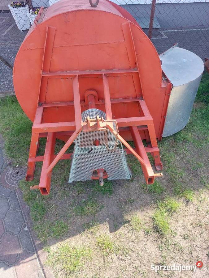 Dmuchawa do liści siana na traktor Karsin