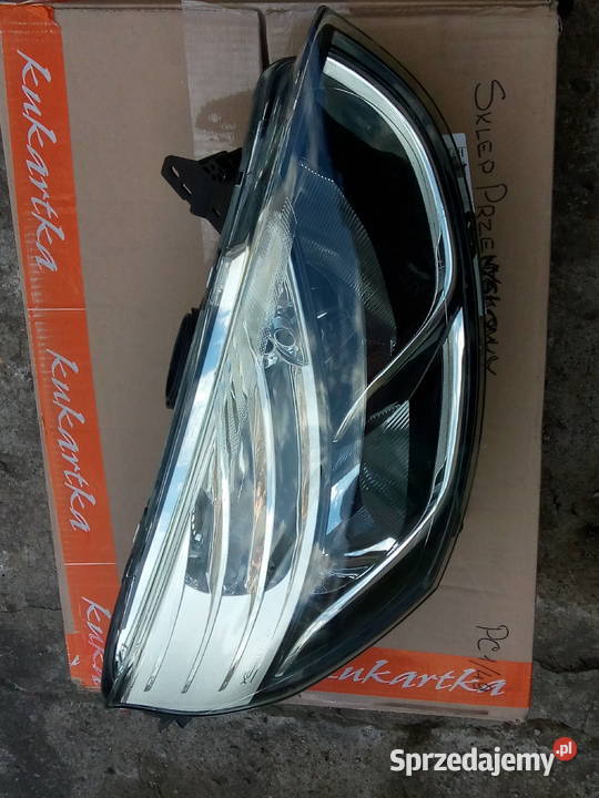 Reflektor lampa prawa przednia Renault Clio IV wielkopolskie Poznań sprzedam