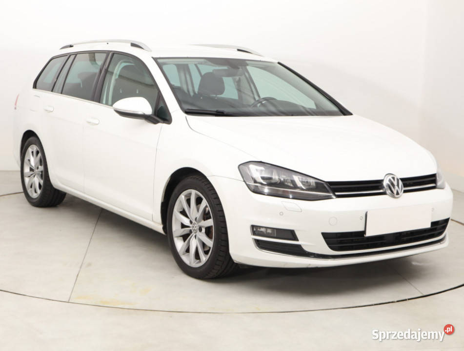 VW Golf 14 TSI nieuszkodzony