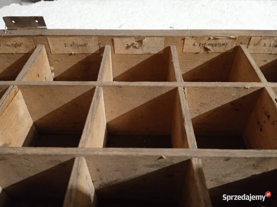 Stare drewniane pudełko z przegrodami łódzkie Łódź