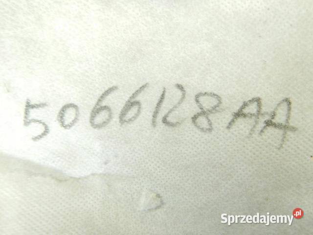 RAMKA OBUDOWA KONSOLI DODGE RAM 4500 5500 09r Wentylatory chłodnicy