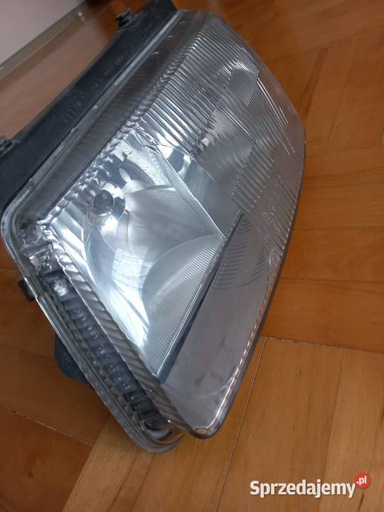 Lewa lampa passat B5 Oborniki
