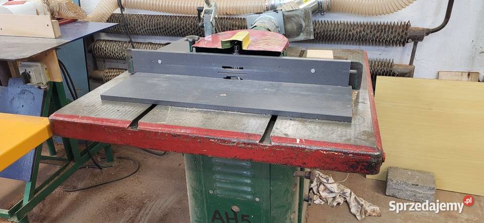 Frezarka dolnowrzecionowa GZPML Gomad Jelenia Góra