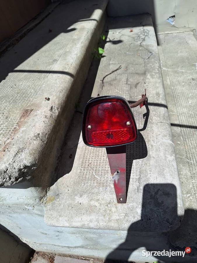 WSK tylna lampa ze stelarzem 123cm3