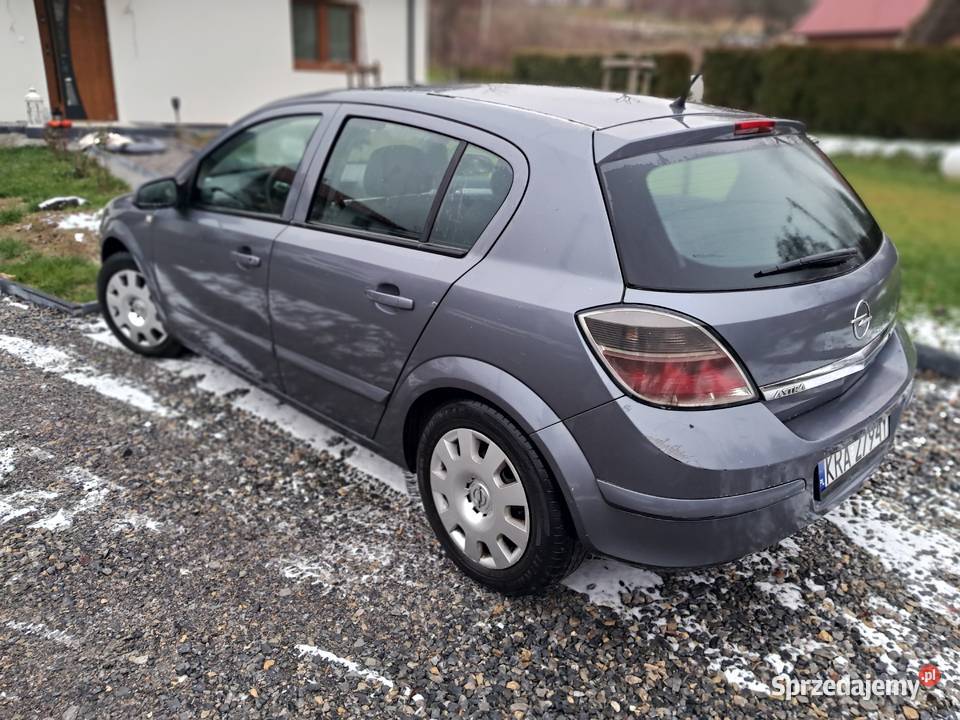 Opel Astra 17cdti Rok produkcji 2007