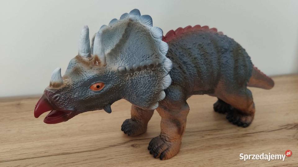 Duży Dinozaur Ryczy Triceratops Figurka Gumowa z