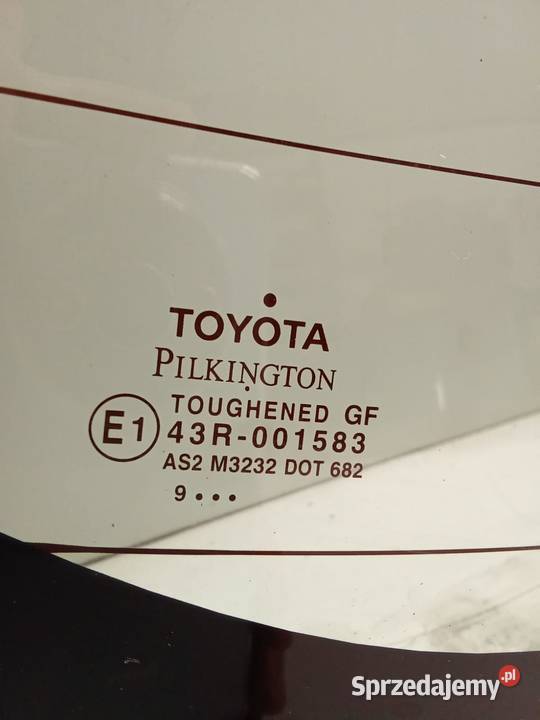 Szyba Tylna Toyota Auris 07 Solar Zielona Bralin sprzedam