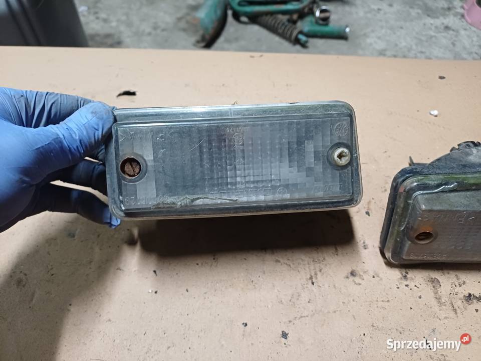 Kierunkowskazy Przód Fiat 126p Białe Wysyłka łódzkie Łowicz