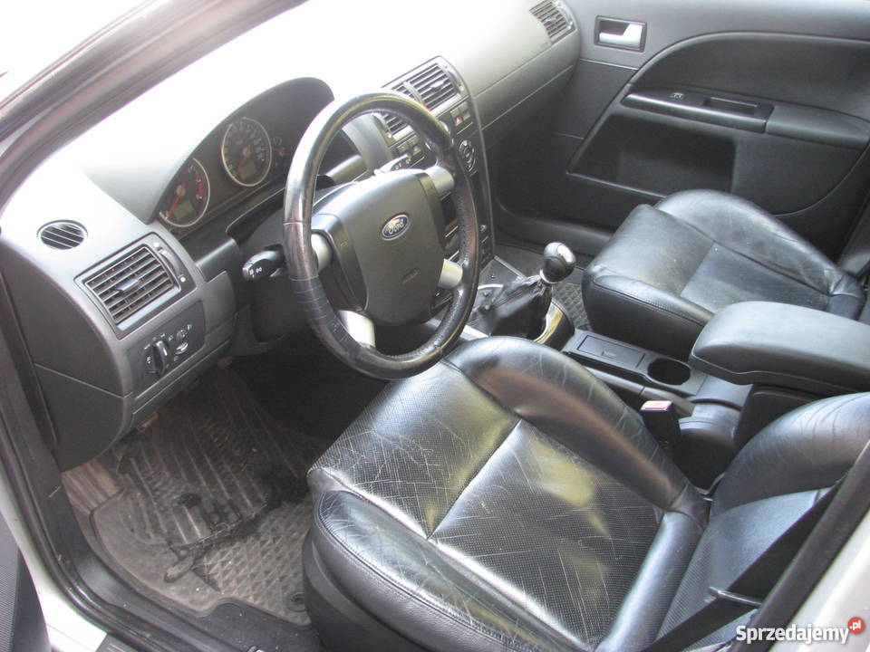 Ford Mondeo MK3 GHIA 20 benzyna 146 2001 r Zarejestrowany w Polsce Kraków sprzedam