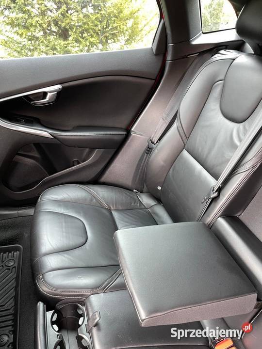 Volvo V40 rdesign 20 D4 2015r prywatne elektrochrom. lusterka boczne Przysucha sprzedam