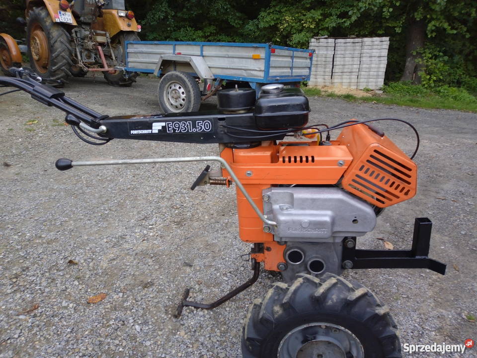 Traktorek jednoosiowy fortschritt e931 w Nowa Słupia