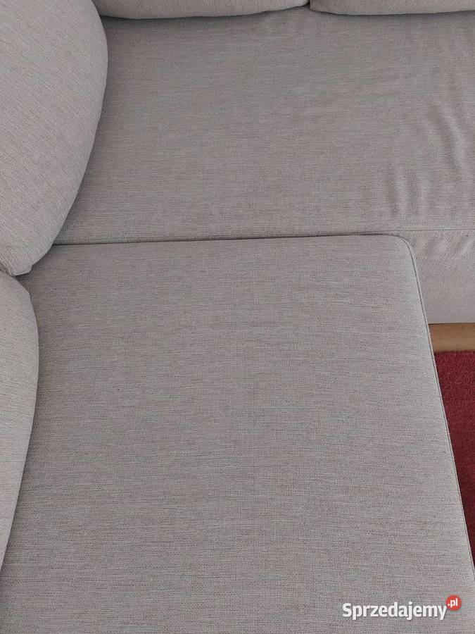 Jasnoszary narożnik z funkcją spania