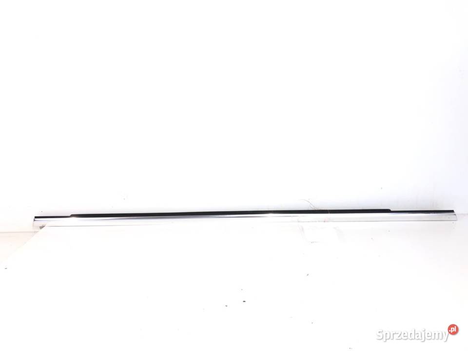 LISTWA ZGARNIAJĄCA TYŁ LEWA CHROM AUDI A4 B9