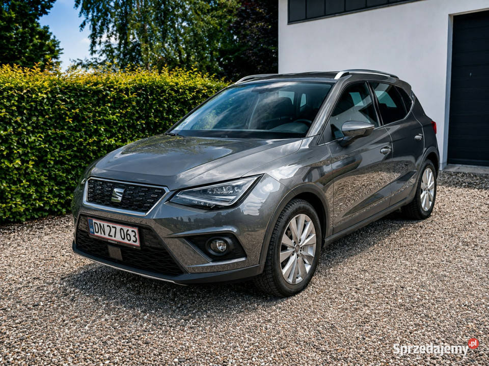Seat Arona Sadlno