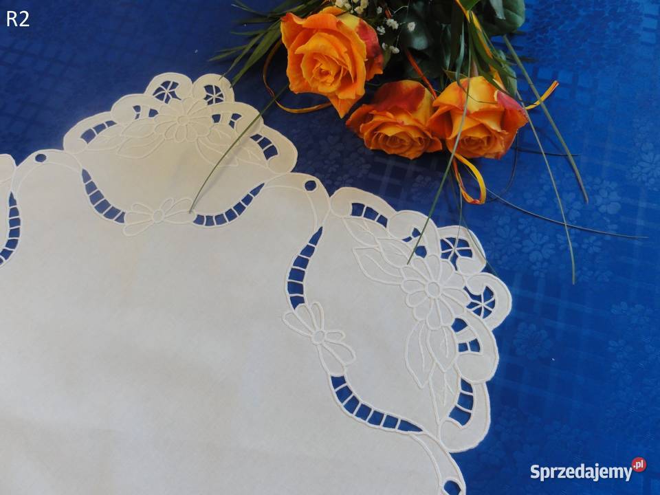 Serwetki białe wyszywane haft Richelieu Wyposażenie wnętrz sprzedam