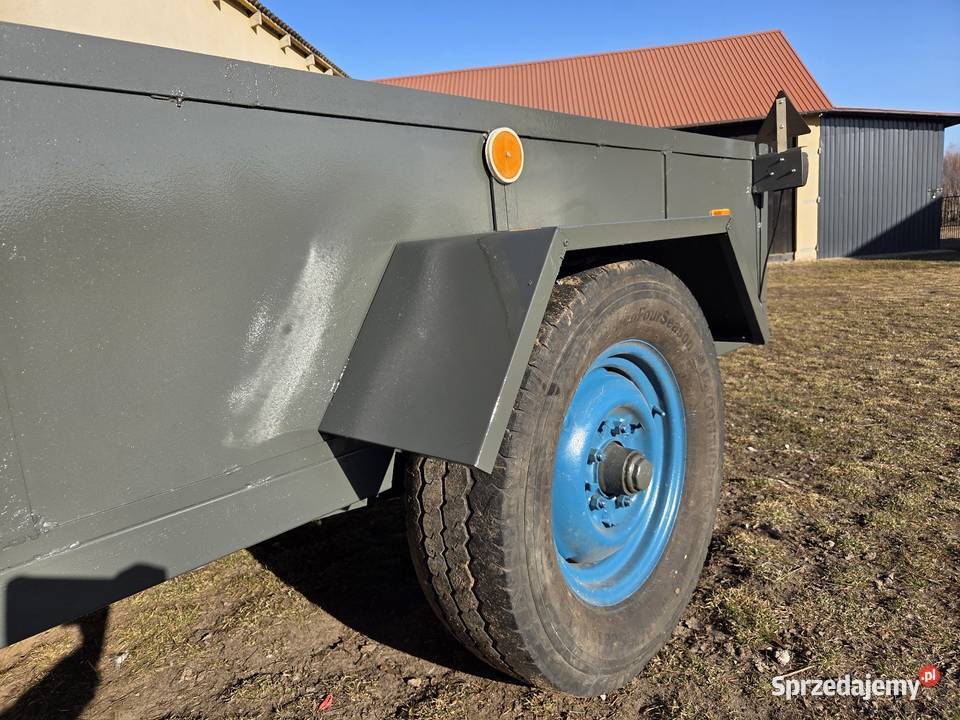 Przyczepka ciągnikowa jednoosiowa nieuszkodzony Krzesławice