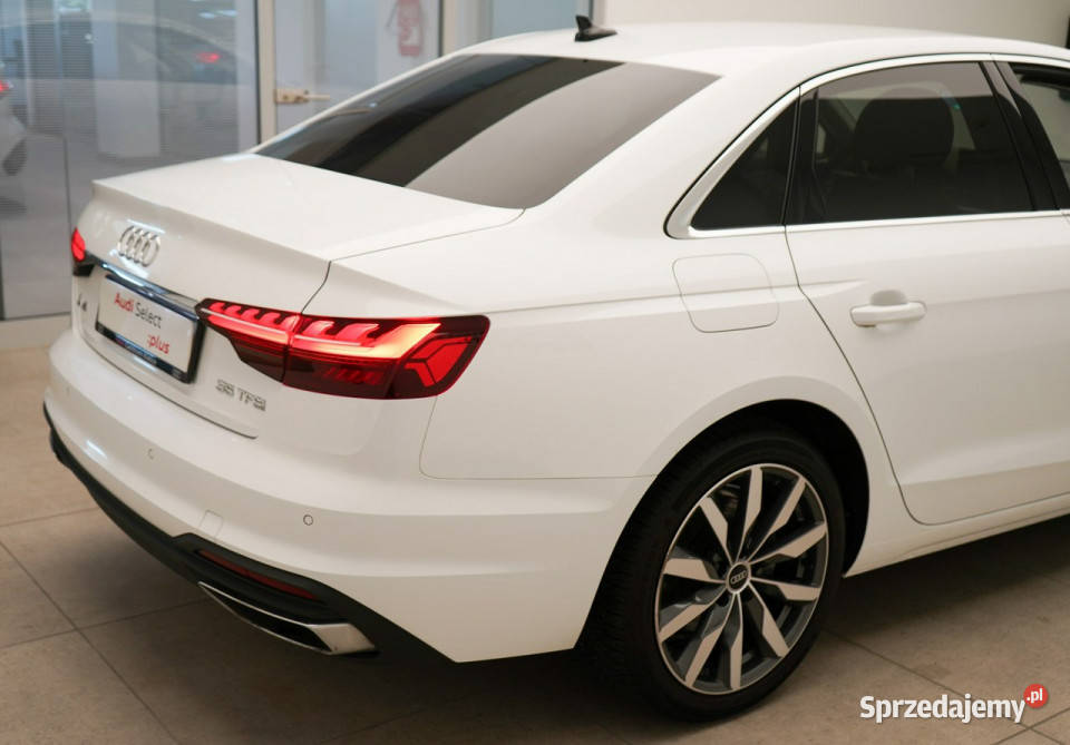 Audi A4 35TFSI 150 Stronic LED Tempomat centralny zamek Kielce