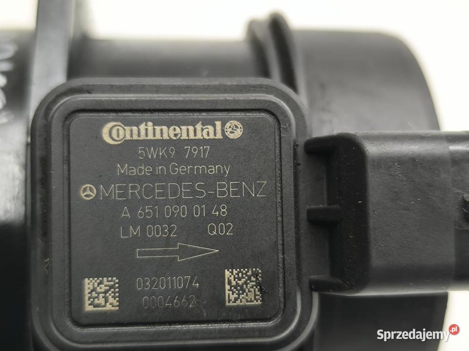 PRZEPLYWOMIERZ POWIETRZA MERCEDES EKLASA W212 22 osobowe