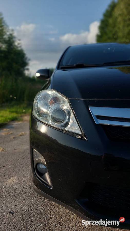 Toyota Auris E15 Hybrid 18 Zadbana Zabezpieczona Rzeszów