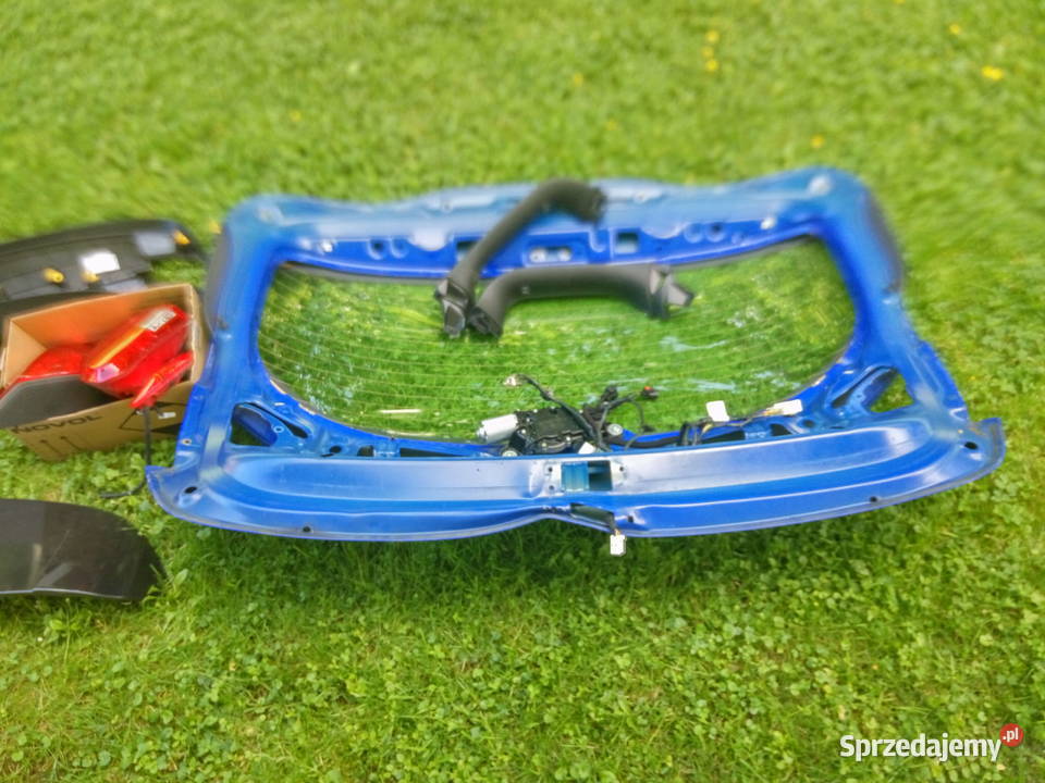 Zderzak do Kia Ceed uszkodzony Rok produkcji 2013