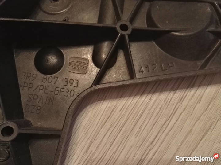 SEAT EXEO KOMBI LEWY ŚLIZG ZDERZAKA TYŁ