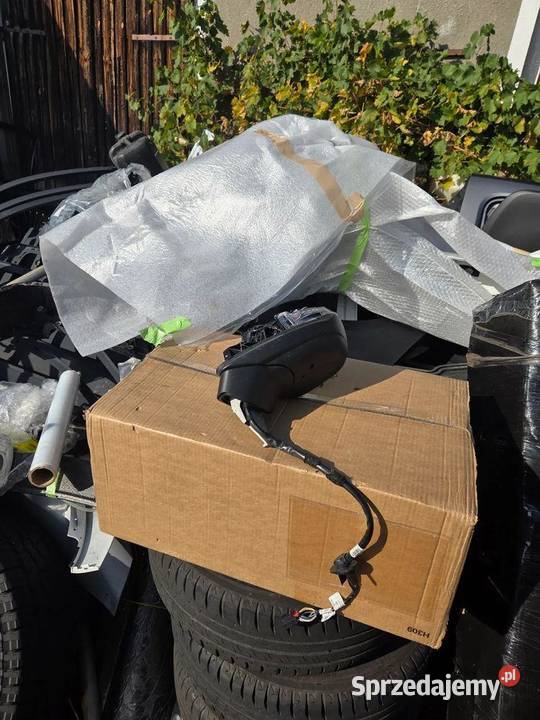 Lusterko lewe Audi A5 B10 8B1857409D 15 Pin