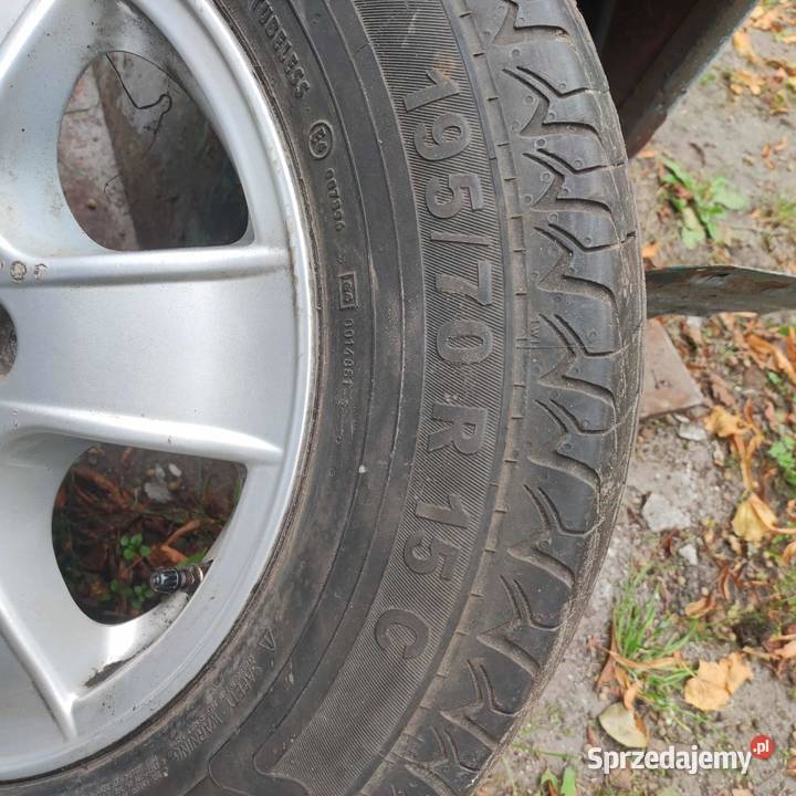 4 Sztuki Felgi z Oponami Do Volkswagen Drezdenko