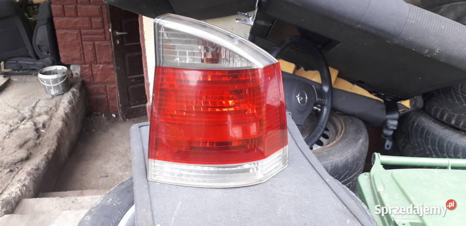 Tylna lampa pasażera Opel Vectra C Hatchback Żabno