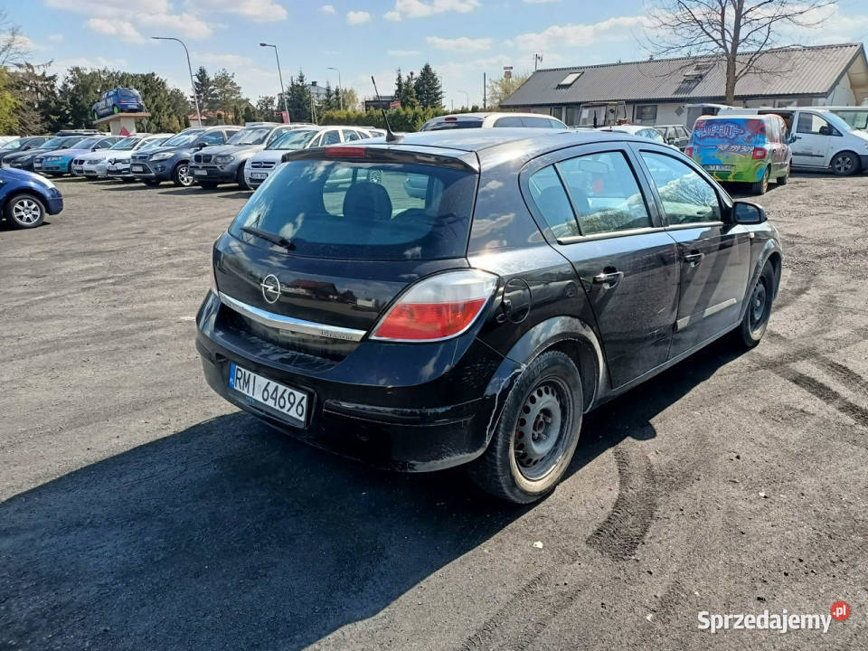 Opel Astra Opel Astra 16 04r H 20042014 4/5 małopolskie Tarnów