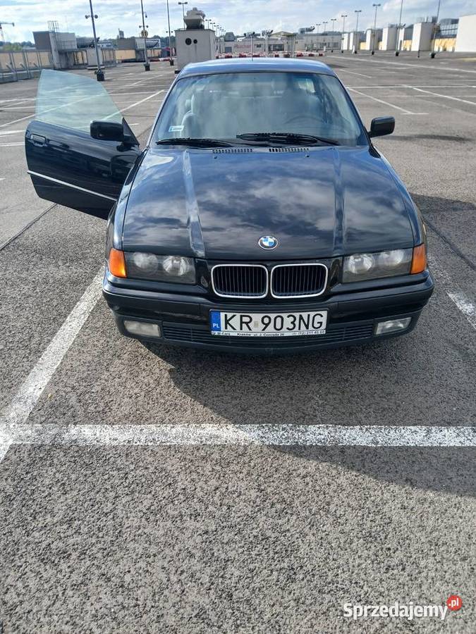 1995 BMW 318is E36 M42 Coupe w kolorze Schwarz Kraków