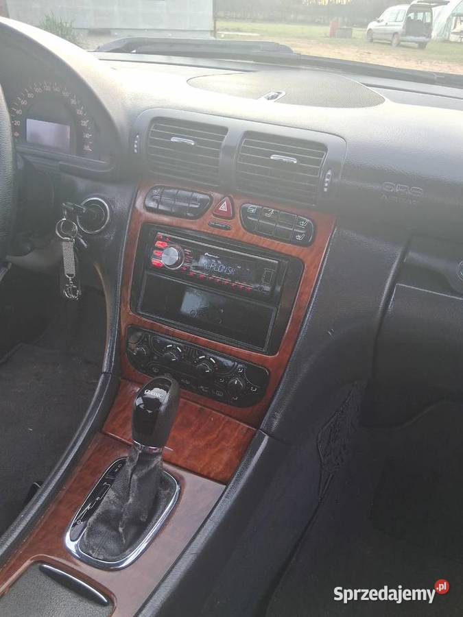 Sprzedam Mercedes c180 classic 2003r