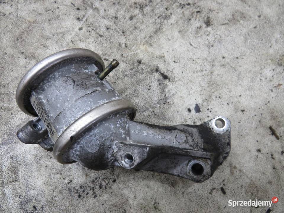 ZAWÓR EGR PRAWY AUDI A7 4G 30 TSI 06E131102B