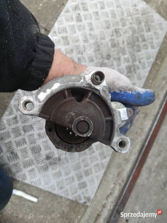 Rozrusznik 1005831356 Peugeot 407 20 B benzyna Pozostałe Wał-Ruda