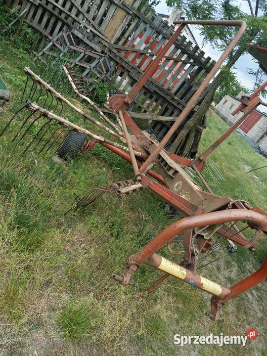 Sprzedam zgrabiarke kuhn Janów sprzedam