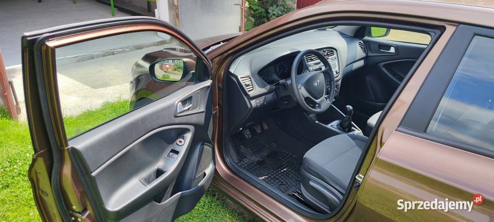 Hyundai i20 2015r GAZ HAK poduszka powietrzna mazowieckie Nieborzyn sprzedam