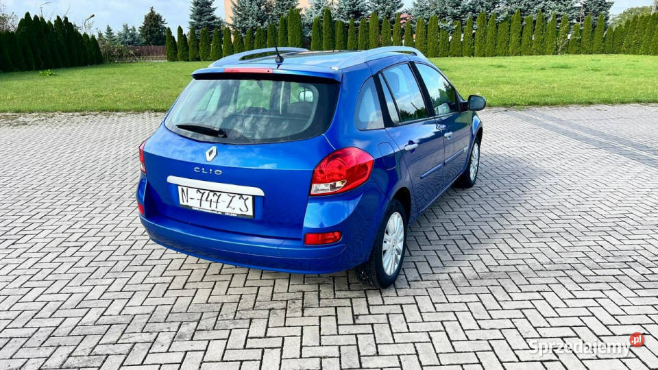 Renault Clio 12 Benz manualna