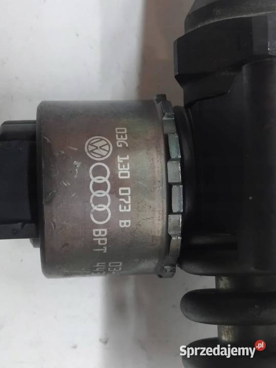 POMPOWTRYSKIWACZ 03G130073B 0414720403 20 TDI VW Rok produkcji 2003