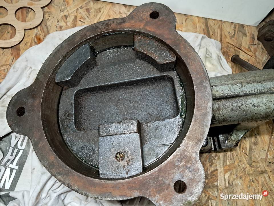 Imadło ślusarskie obrotowe PFU 125mm świętokrzyskie sprzedam