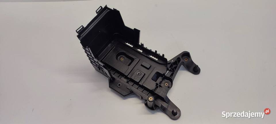 AUDI Q3 8U PODSTAWA AKUMULATORA 1K0915333H