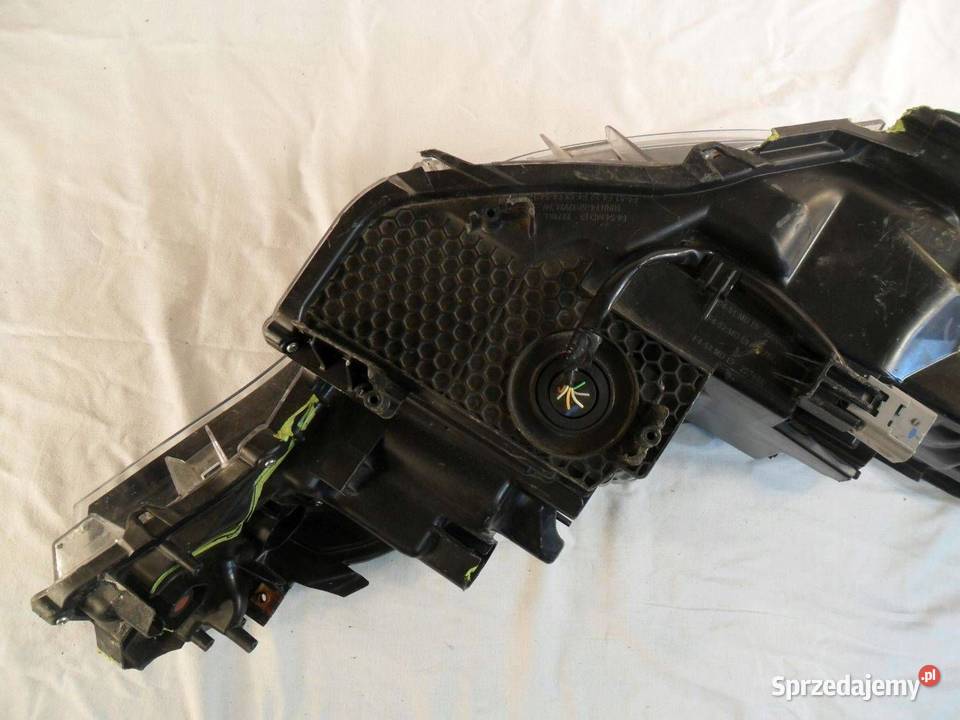 Reflektor Przód strona lewa Toyota CHR I MM192 Nowy Tomyśl sprzedam