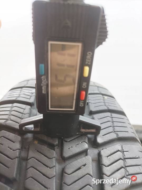 2x OPONA ZIMOWA BARUM POLARIS 3 16570R14 3515