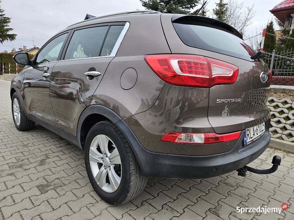Kia Sportage 2011 17 CRDi bezwypadkowy hak 2 kpl brązowy