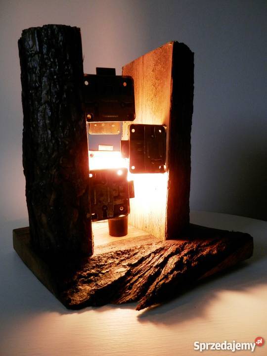 Lampa drewniana ręcznie wykonana ZAMEK jedyna Szczecinek