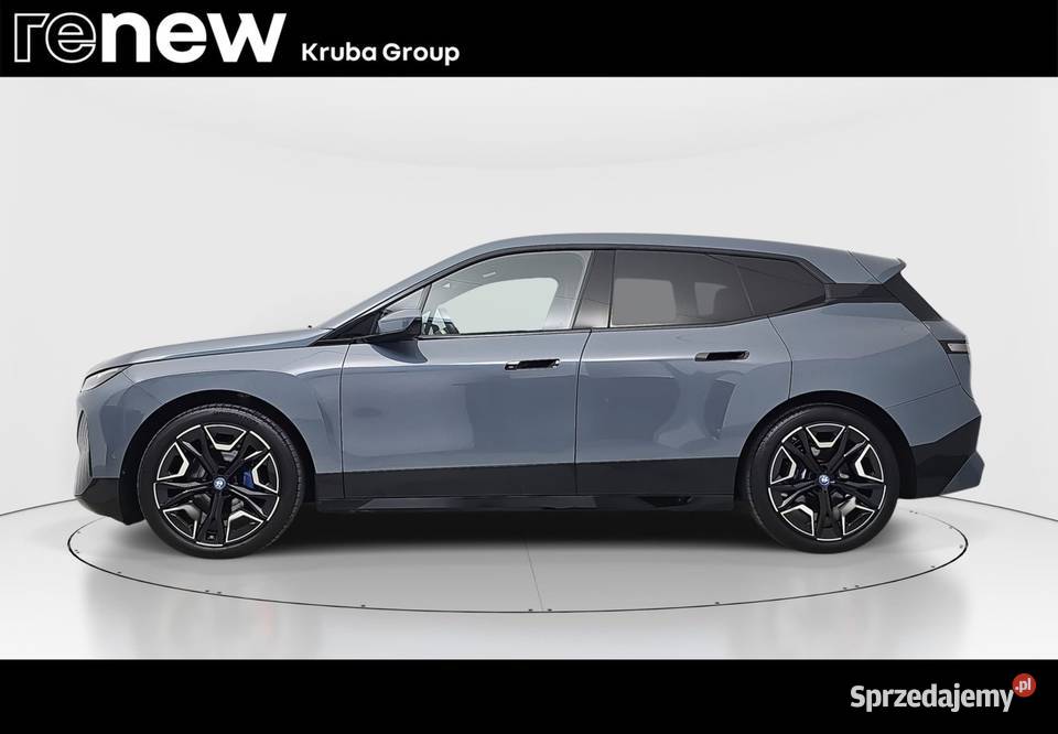 iX xDrive40 766kWh gniazdo USB