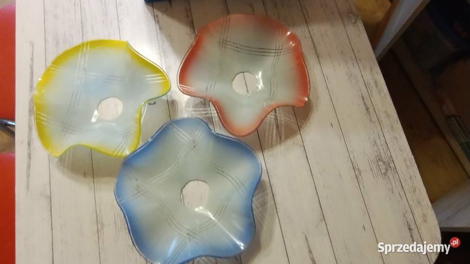 2 lampy sufitowe żyrandol 3 ramienny i 3 sztuki Miechów